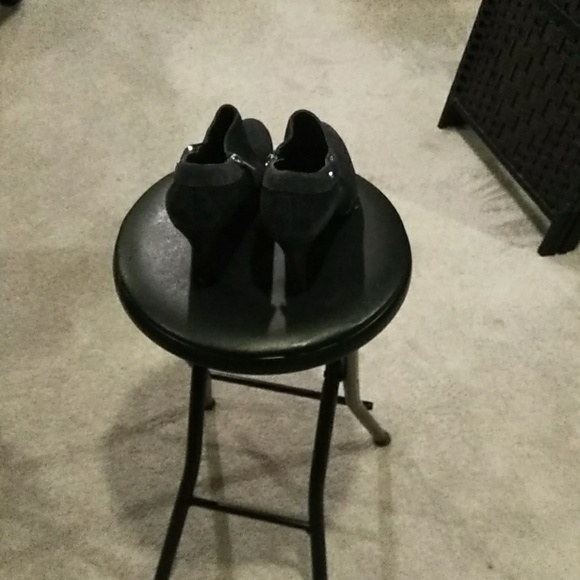 Bandolino booties. - Picture 3 of 4